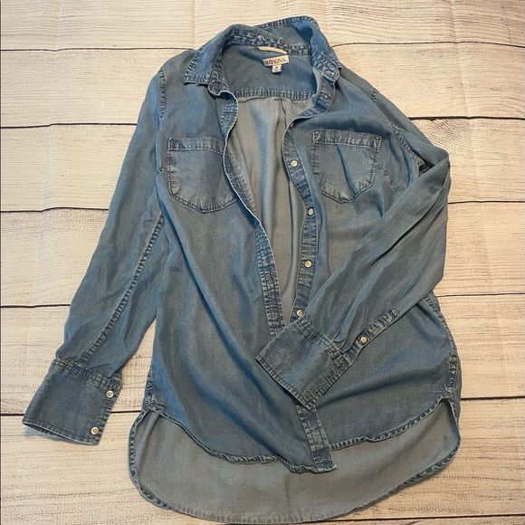 Merona Tops - Chambray LS Shirt